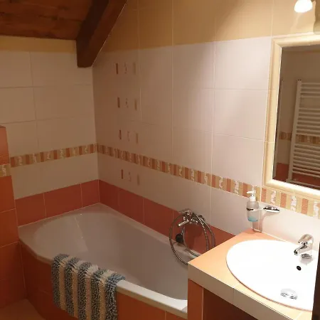 Vendégház Pod Vinorskym Zamkem *