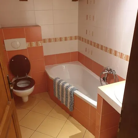 Vendégház Pod Vinorskym Zamkem *